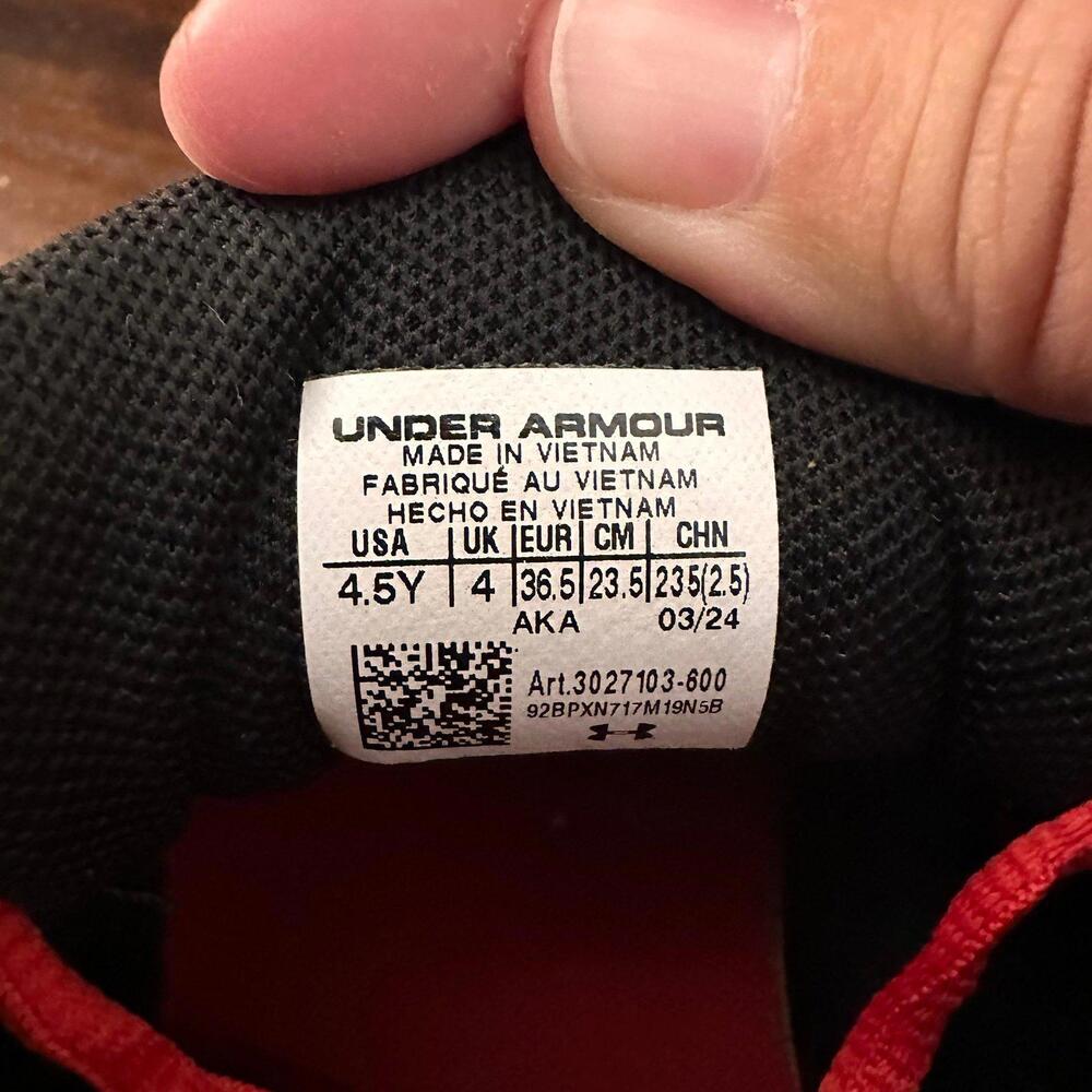 Under Armour Surge 4 AC GS Running Shoes 4.5Y - Picture 6 of 6